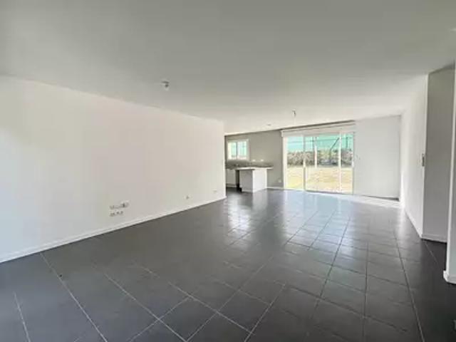 Saint Savin 33920 Location maison 4 pièces t4 garage