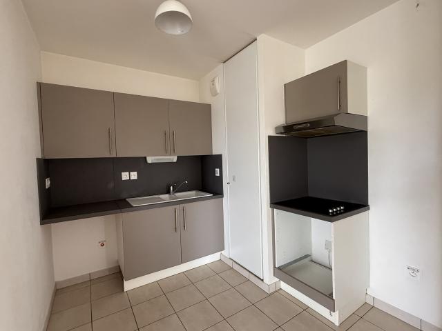 SAINT SÉBASTIEN SUR LOIRE APPARTEMENT T5 BALCON + PARKING PINEL