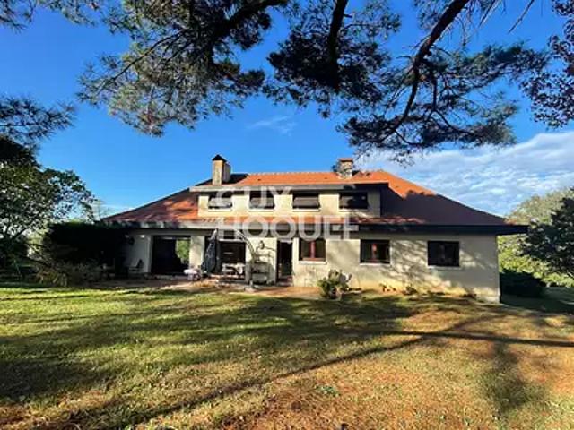 Saint Sever 40500 Achat / Vente maison 7 pièces t7 au dernier étage terrasse