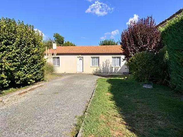 Saint Sever de Saintonge 17800 Achat / Vente maison 4 pièces t4 terrasse
