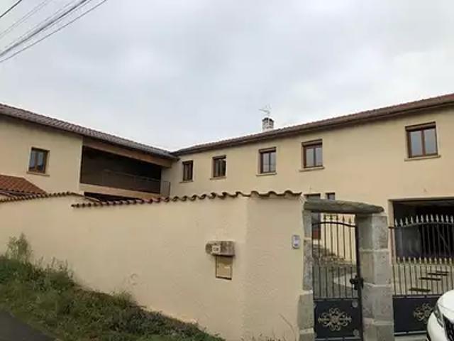 Saint Sixte 42130 Location maison 5 pièces t5