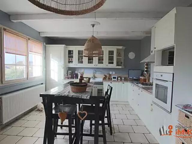 Saint Sorlin en Bugey 01150 Achat / Vente maison 8 pièces t8 piscine parking