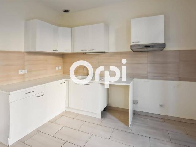 ? SAINT SYMPHORIEN SUR COISE – BEL APPARTEMENT AVEC VUE SUR LE