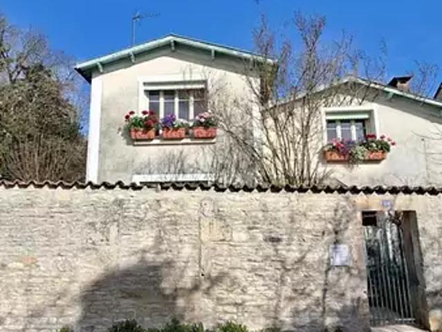 Saint Symphorien 79270 Achat / Vente maison 5 pièces t5 terrasse parking