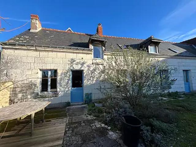 Sainte Catherine de Fierbois 37800 Achat / Vente maison 4 pièces t4 terrasse parking