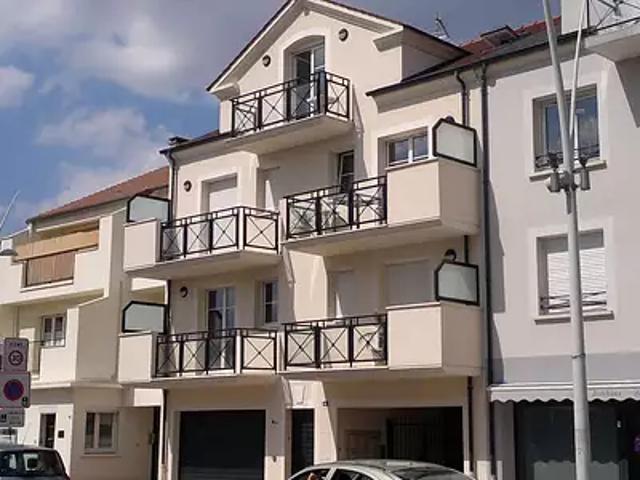 Sainte Geneviève des Bois 91700 Location appartement 2 pièces t2 parking