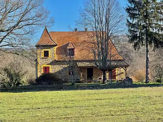 Sainte Foy de Belvès 24170 Achat / Vente maison 5 pièces t5 terrasse parking