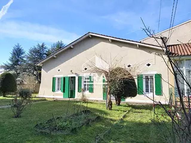 Sainte Foy la Grande 33220 Achat / Vente maison 4 pièces t4 au dernier étage