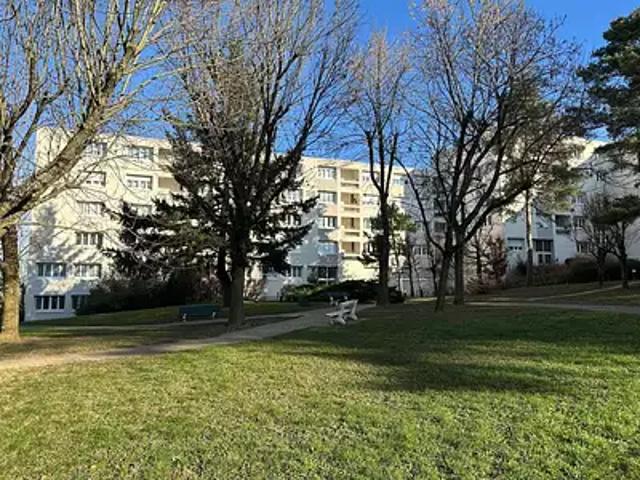 Sainte Foy lès Lyon 69110 Achat / Vente appartement 4 pièces t4 cave balcon