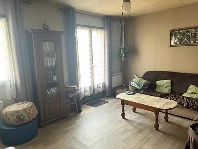 Sainte Jamme sur Sarthe 72380 Achat / Vente maison 4 pièces t4 au dernier étage