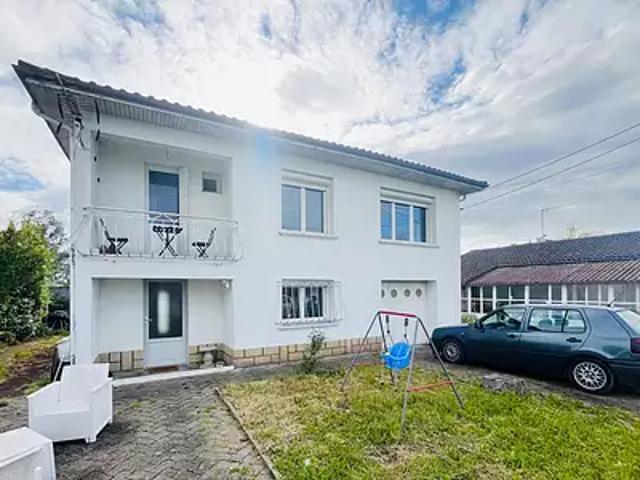 Sainte Livrade sur Lot 47110 Achat / Vente maison 4 pièces t4 au dernier étage