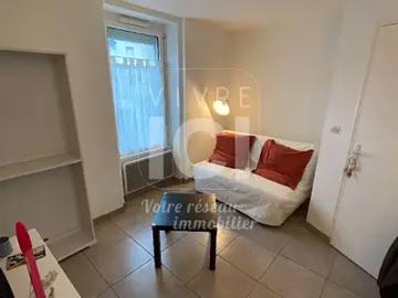 Sainte Luce sur Loire 44980 Location appartement 1 pièce t1 au dernier étage parking