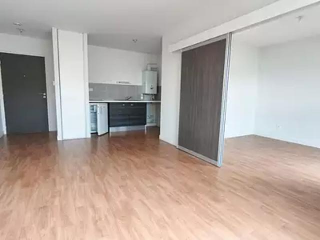 Sainte Luce sur Loire 44980 Location appartement 2 pièces t2 cave balcon