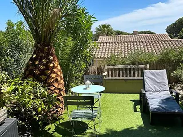 Sainte Maxime 83120 Achat / Vente appartement 1 pièce t1 piscine