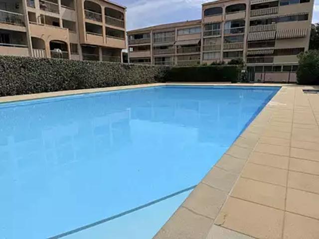 Sainte Maxime 83120 Achat / Vente appartement 3 pièces t3 piscine balcon