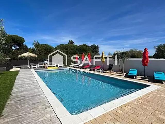 Sainte Marie de Ré 17740 Achat / Vente maison 8 pièces t8 piscine parking