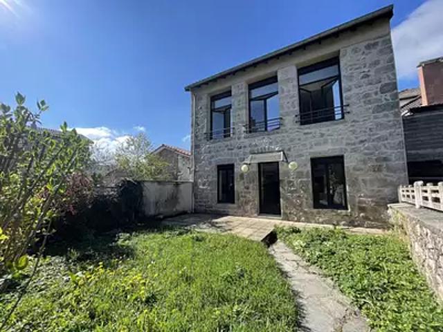 Sainte Sigolène 43600 Location maison 3 pièces t3