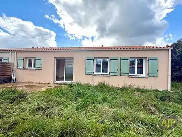 Sainte Pazanne 44680 Achat / Vente maison 4 pièces t4 au dernier étage