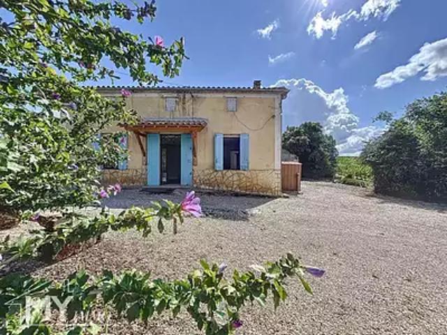 Sainte Radegonde 33350 Achat / Vente maison 4 pièces t4 au dernier étage piscine