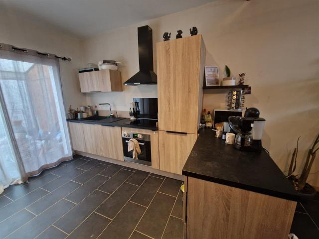 Saintes Rive Droite Élégante maison rénovée avec jardin et e. 88m² Saintes