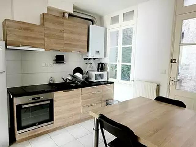 Saintes 17100 Achat / Vente appartement 4 pièces t4 au dernier étage