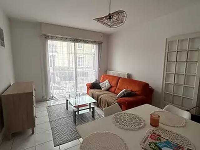 Saintes 17100 Location appartement 2 pièces t2