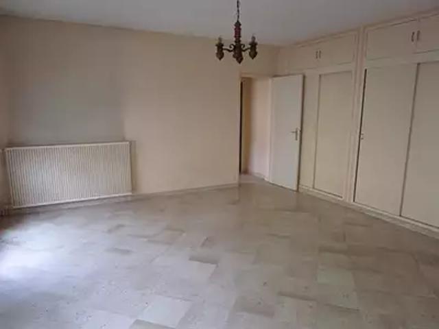 Saintes 17100 Location appartement 2 pièces t2