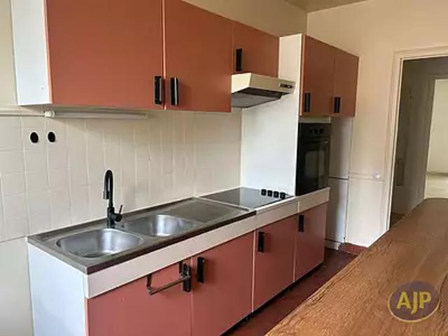 Saintes 17100 Location appartement 4 pièces t4