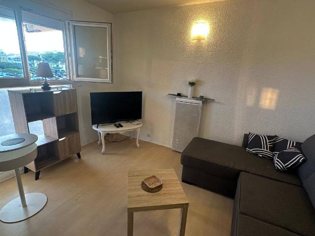 Saisonnier Disponible 2P Internet plage parking