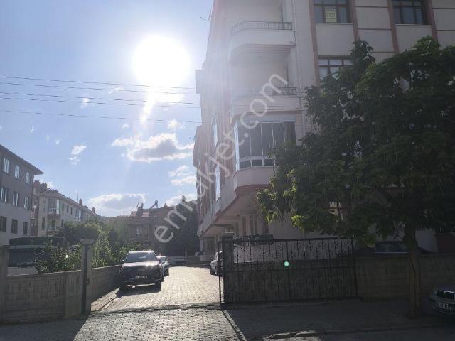 Sakarya Mah. Kiralik 3+1 Daire