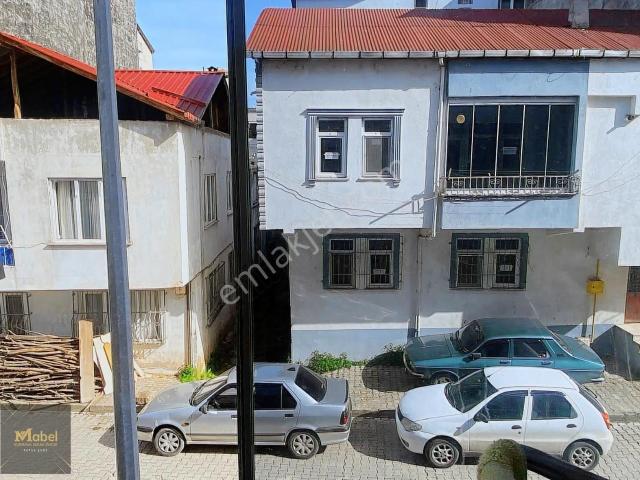 Sakarya Mah Sakarya Caddesinde Satılık Bina