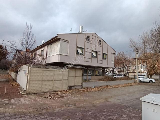 Sakarya Mahallesin De 3+1 Acil Satılık Daire