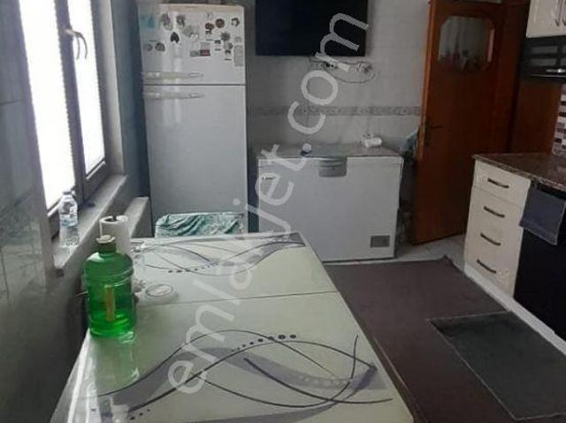 Sakarya Mahallesinde İçi Full Yapılı Geniş Daire