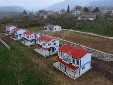 Sakarya Akyazı Taşburun'da Müstakil Villa Ve Evler
