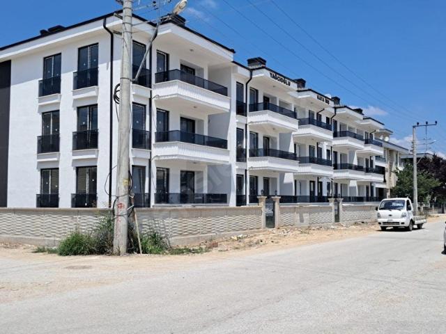SAKARYA ARİFİYE 3+1 BRÜT 135 M2 SATILIK DAİRELER ZEMİN KAT