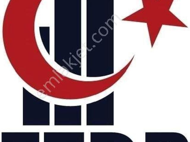 Sakarya Caddesi Üzeri Çarşı Merkezde 3+1 180 M2 Satılık Daire