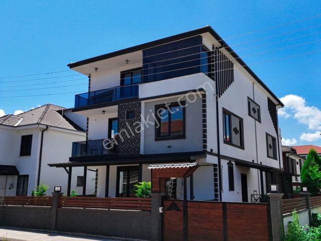 Sakarya Karasu’da Kaçırılmayacak 5+1 Villa Fırsatı