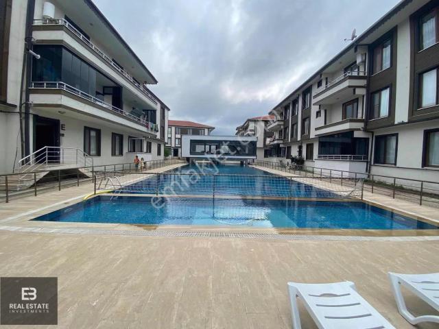 Sakarya Karasu'da 1+1 Havuzlu Site İçi Satılık Daire
