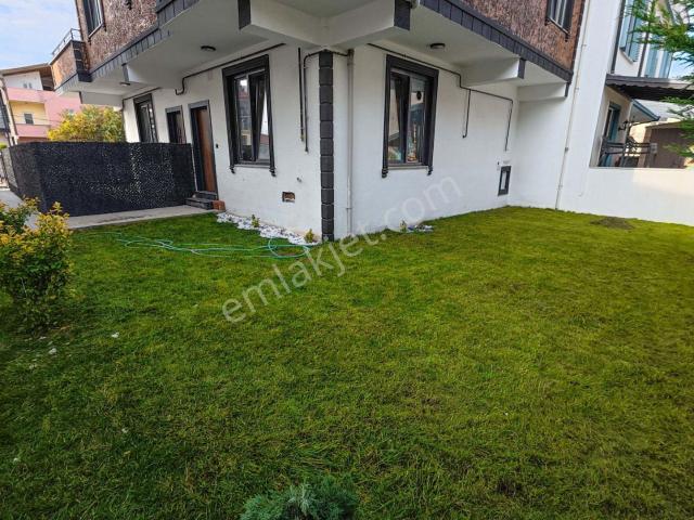 Sakarya Kocaali De Merkez Plaj’da, Geniş Bahçeli Ayrıcalıklı 4+1 Villa