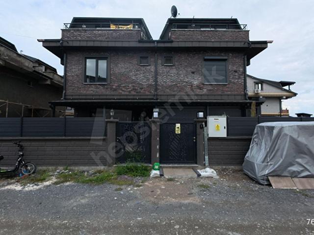 SAKARYA KOCAALİ DE YAYLA MAH DE ÖN CEPHE SATILIK 3+1 VİLLA HEMEN GEL