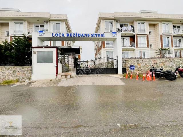Sakarya Royal'den Havuzlu Loca Rezidans'ta Eşyalı Kiralık Daire