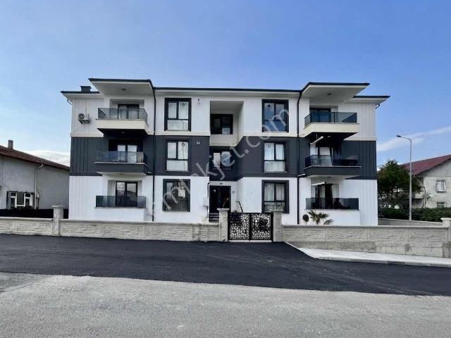Sakarya Royal'den Yazlık Mh'de Geniş 2+1 Satılık Daire