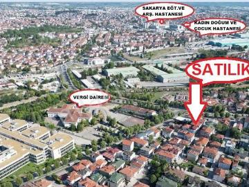 Sakarya Serdivan İstiklalde 4 Katlı Satılık Müstakil Apartman