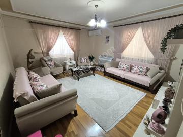 Sakarya Serdivan Vatan Mah.de 260 M2 Arsada 8+3 Müstakil Ev