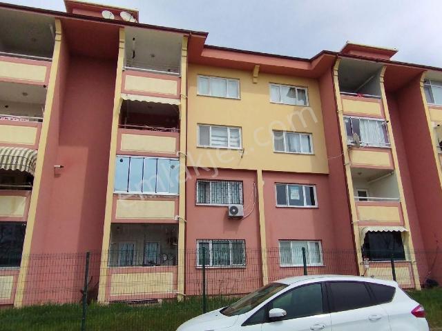 Sakarya Zümrüt Emlak'tan Camili Mahallesi 2+1, 100 M2