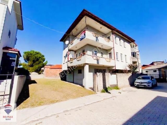 Sakaryanın Kalbinde 3 Ayrı Tapu 202 M² Arsa İçinde 288 M² Bina
