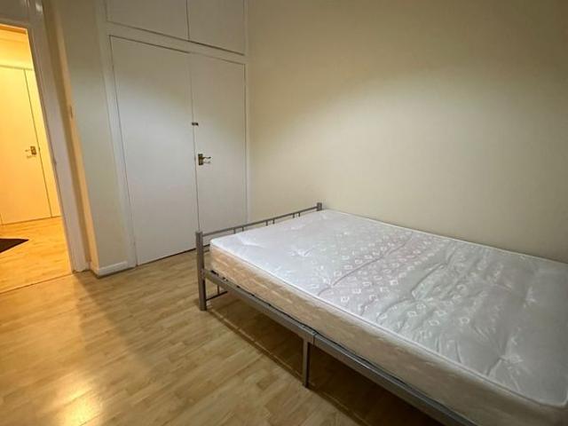Sakshi Bahukhandi Has an Apartment
