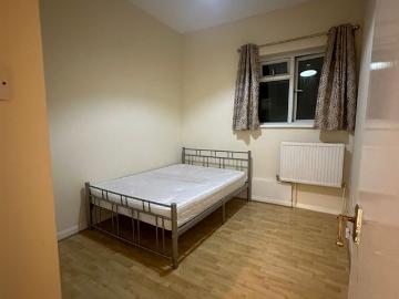 Sakshi Bahukhandi Has an Apartment