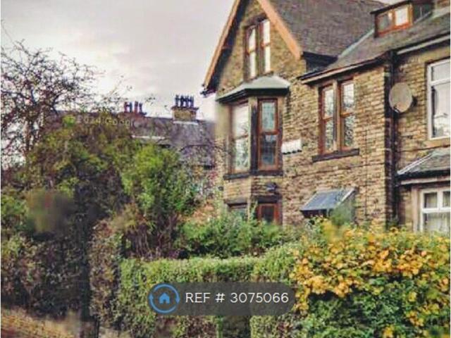 Saltaire, Bradford BD18, 2 bed flat to rent, £795 pcm | PrimeLocation