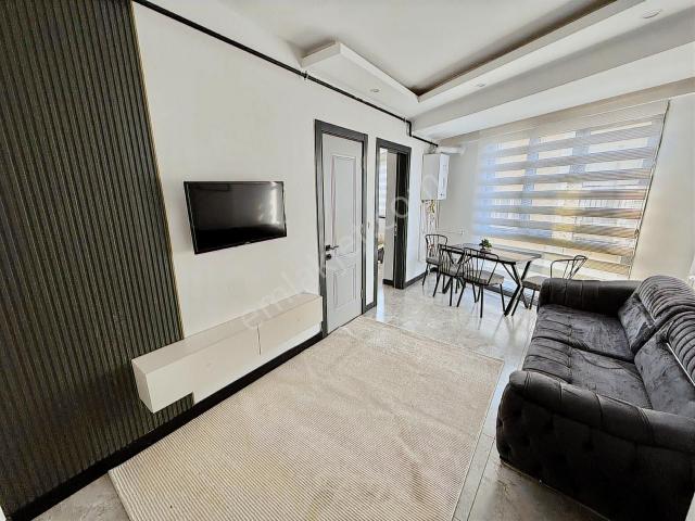Saltak'ta Sıfır 2 Tane Kiracılı 1+1 Eşyalı Apart